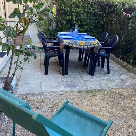 2 Pieces Avec Jardin ! Lägenhet Villers-sur-Mer Exteriör bild